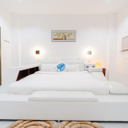 Q Beach Resort Cabangan Ngoại thất bức ảnh