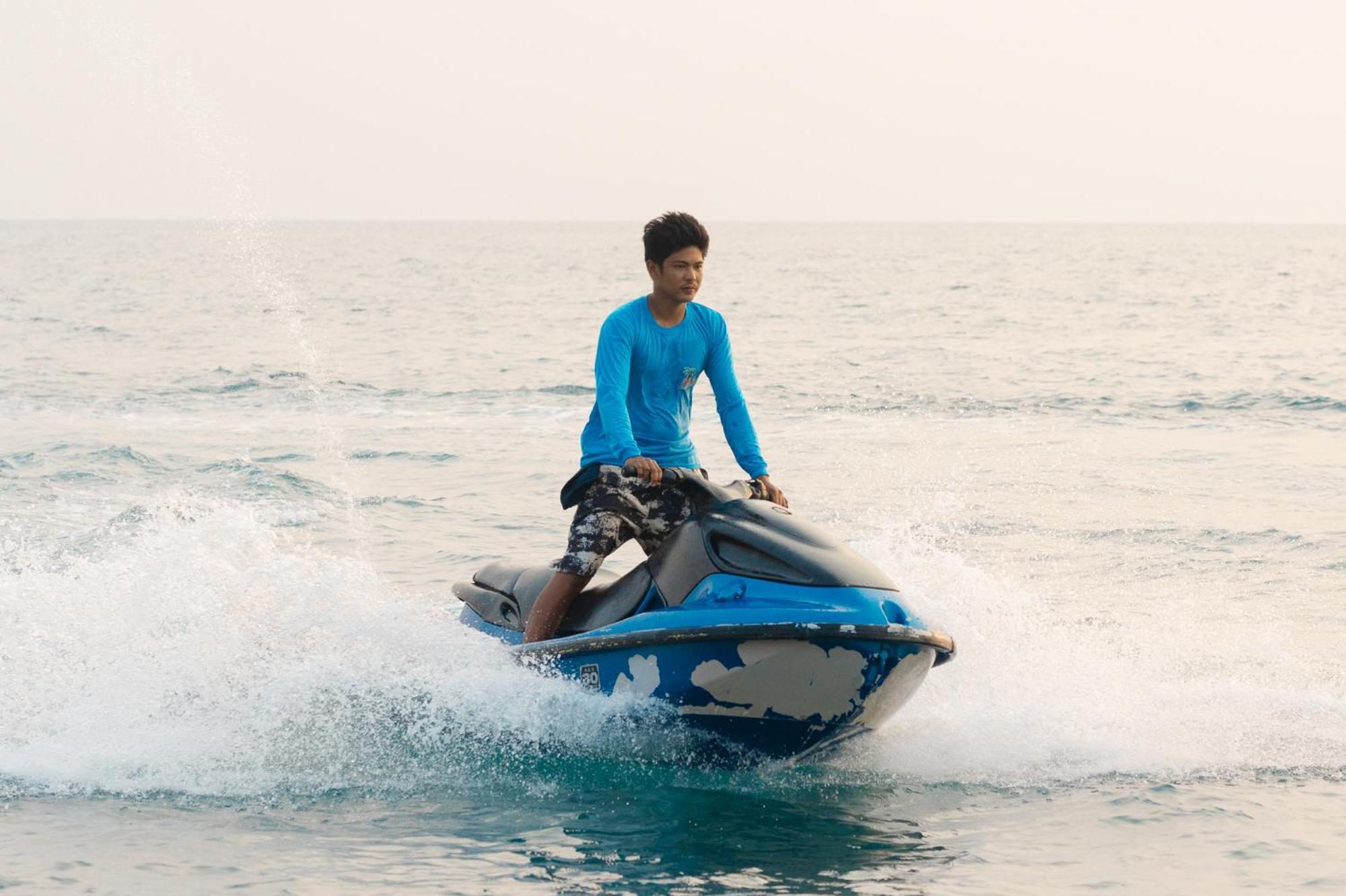 Q Beach Resort Cabangan Ngoại thất bức ảnh