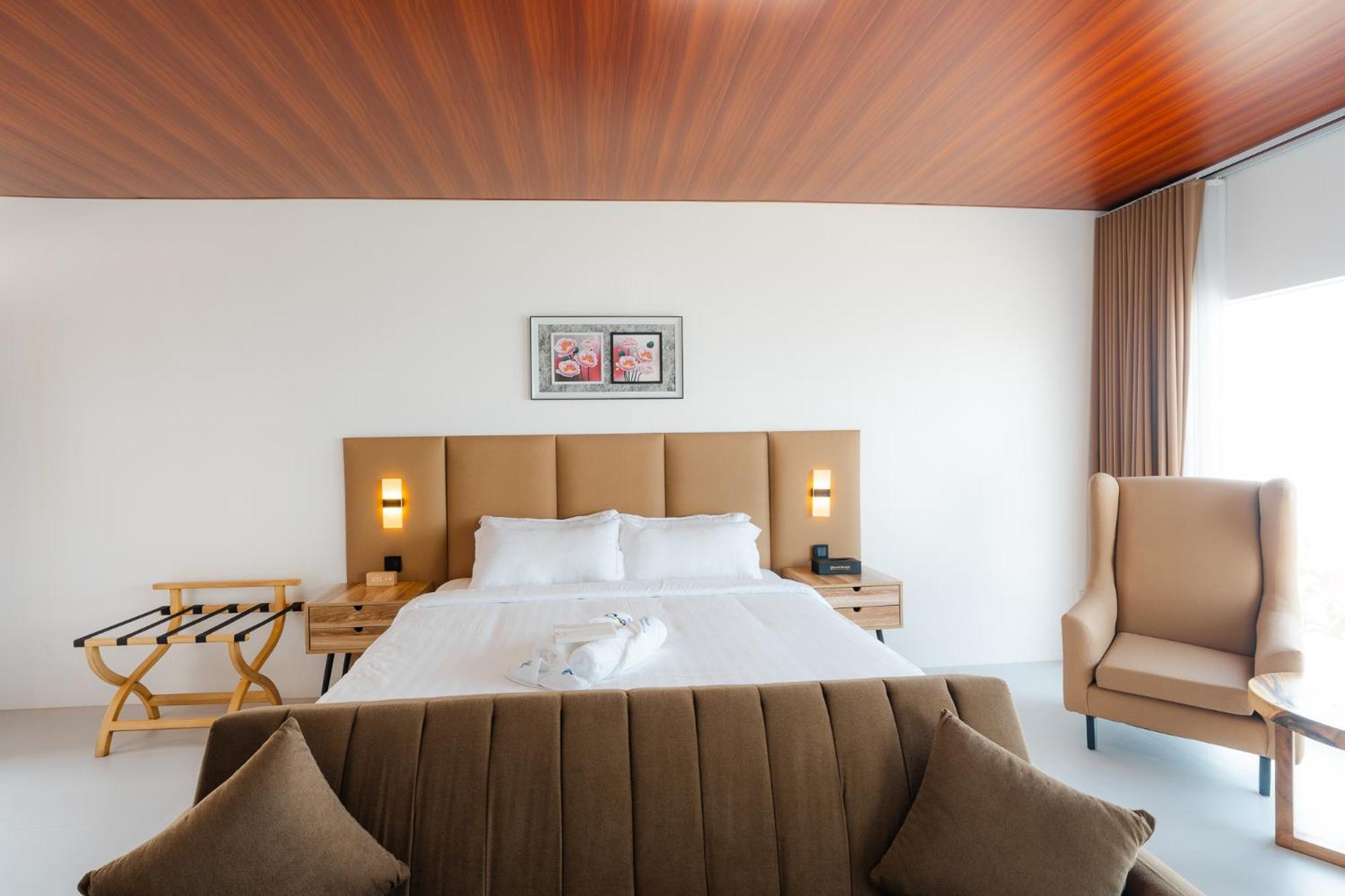Q Beach Resort Cabangan Phòng bức ảnh
