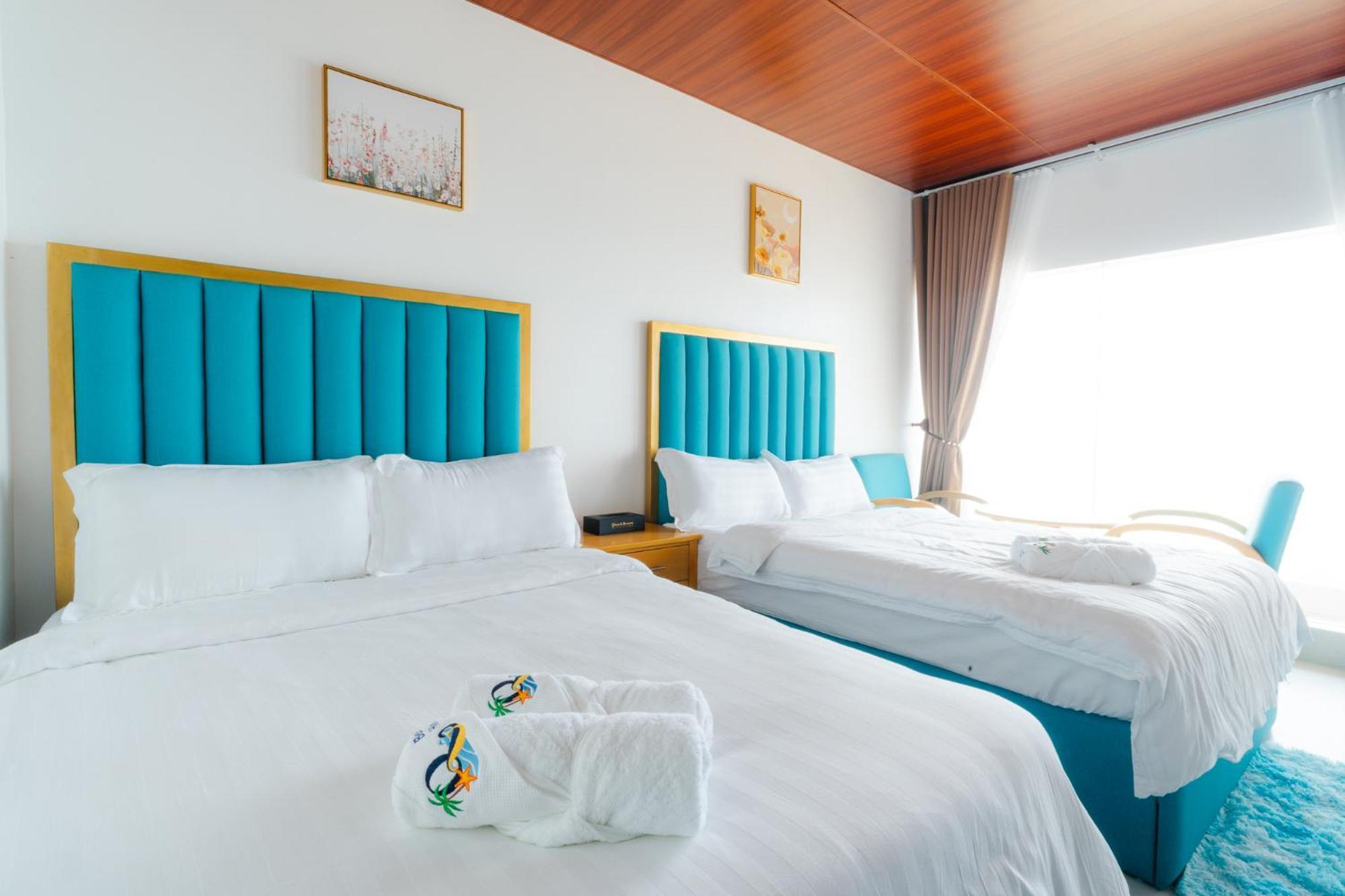 Q Beach Resort Cabangan Ngoại thất bức ảnh
