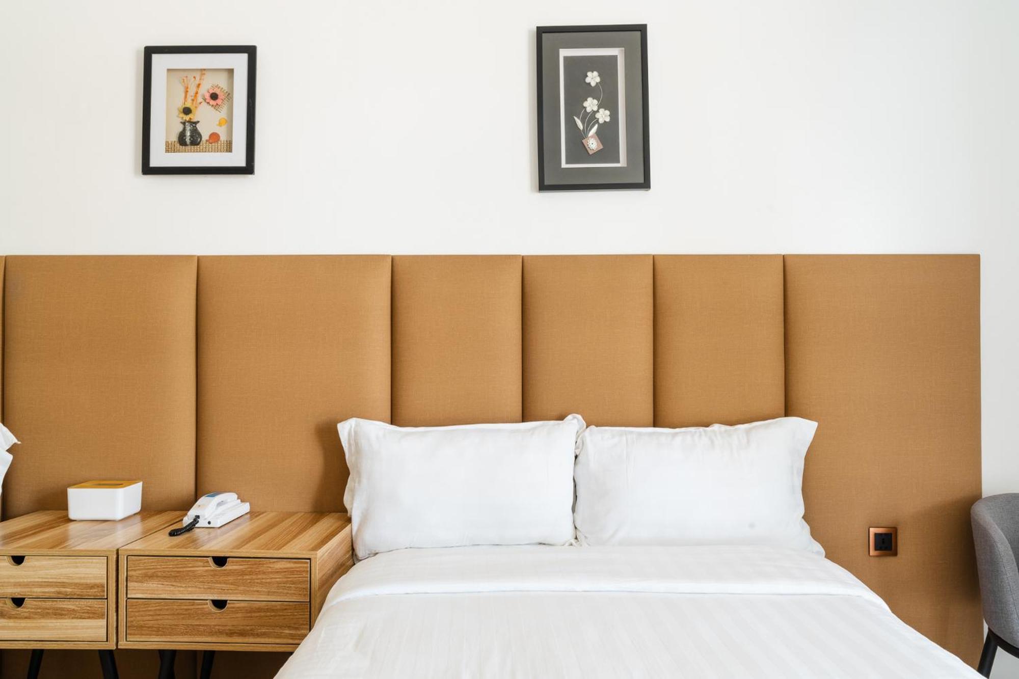 Q Beach Resort Cabangan Phòng bức ảnh