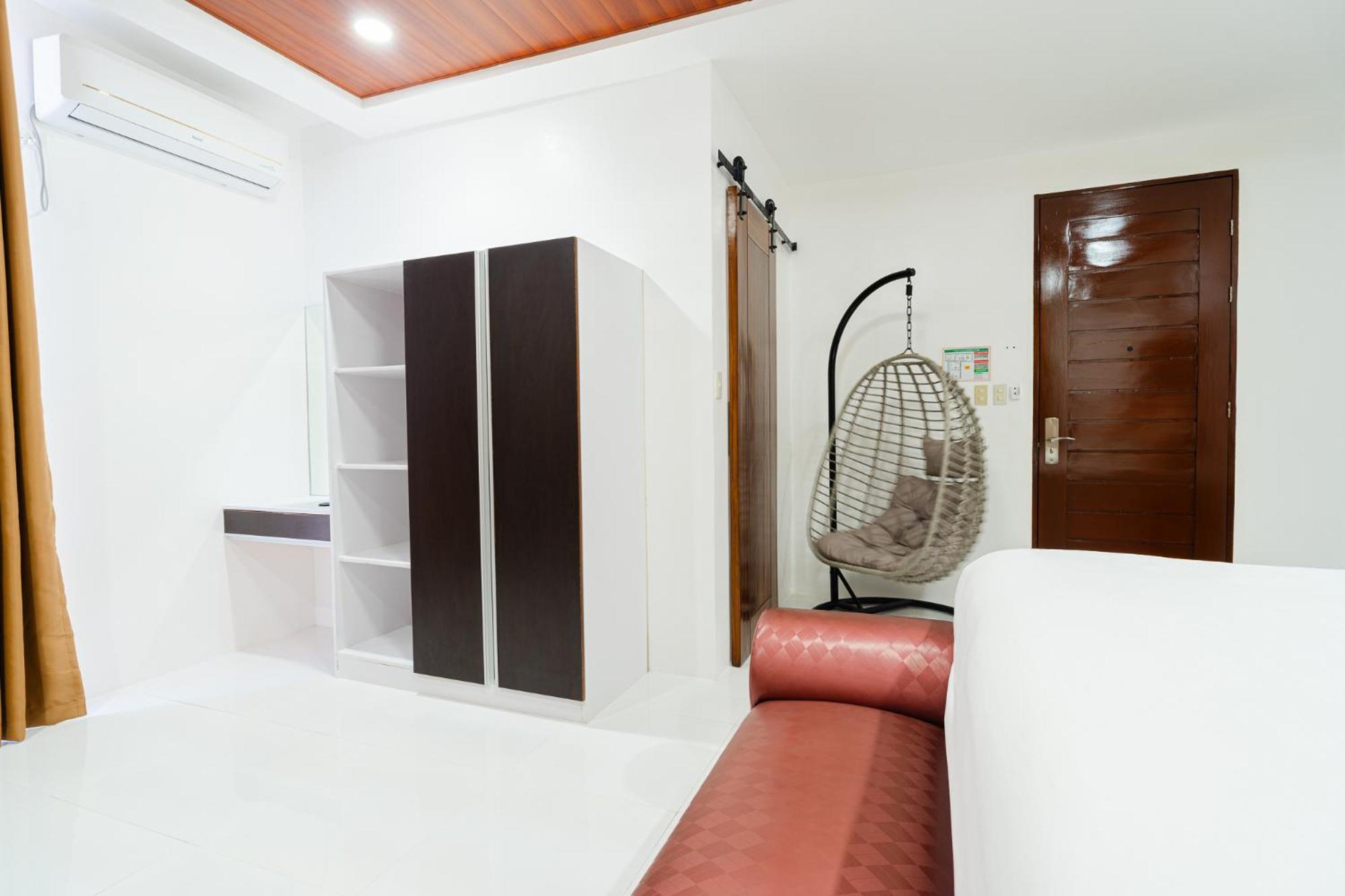 Q Beach Resort Cabangan Phòng bức ảnh